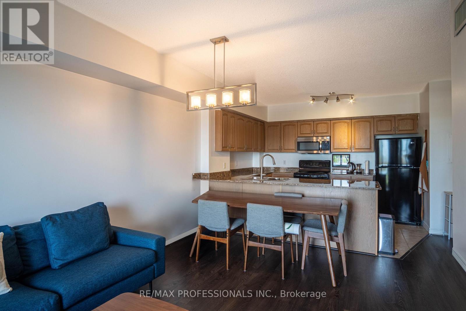 502 - 47 Caroline Street N, Hamilton (Central), Ontario  L8R 2R6 - Photo 5 - X12162851