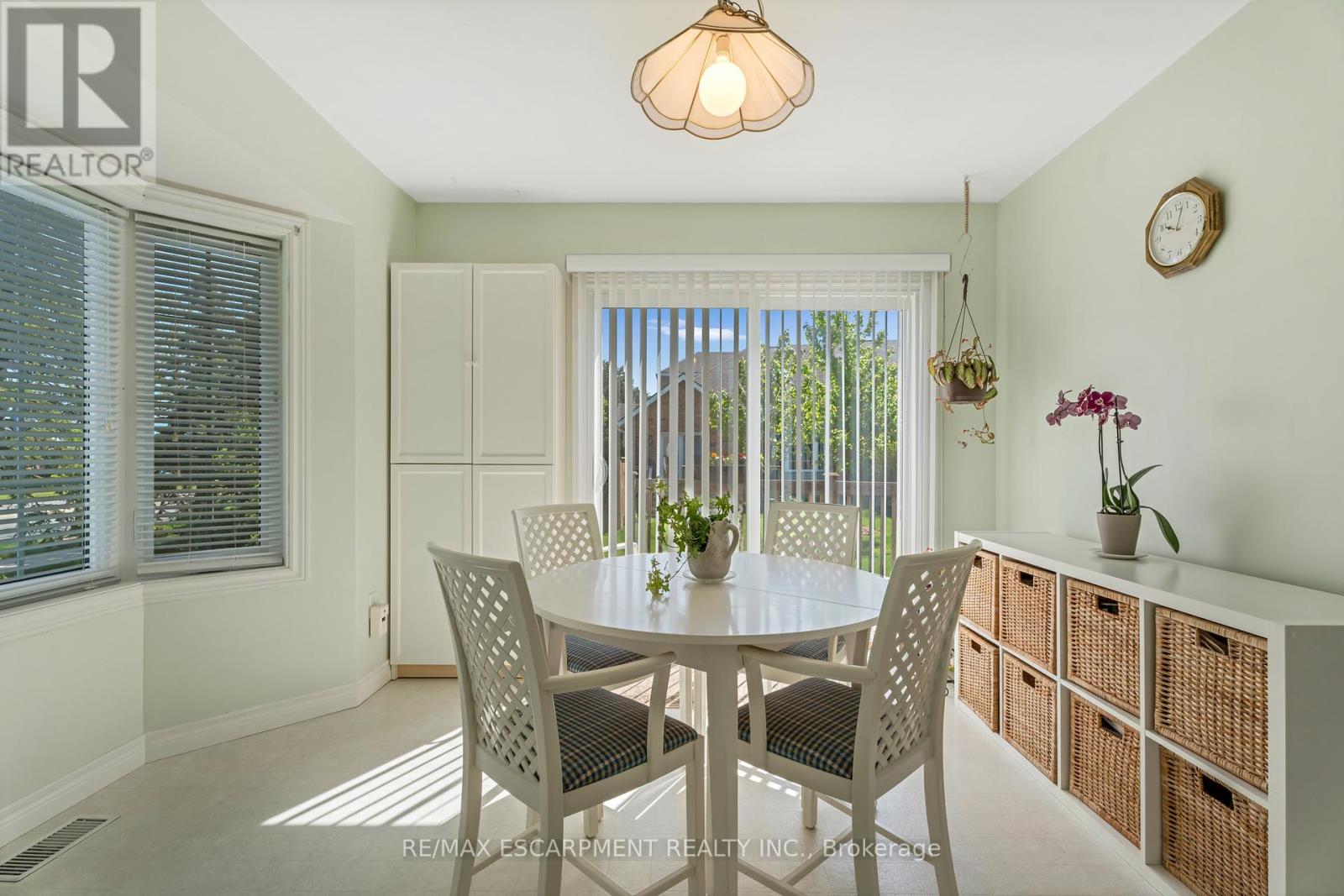 32 - 810 Golf Links Road, Hamilton (Ancaster), Ontario  L9K 1J7 - Photo 12 - X12162890