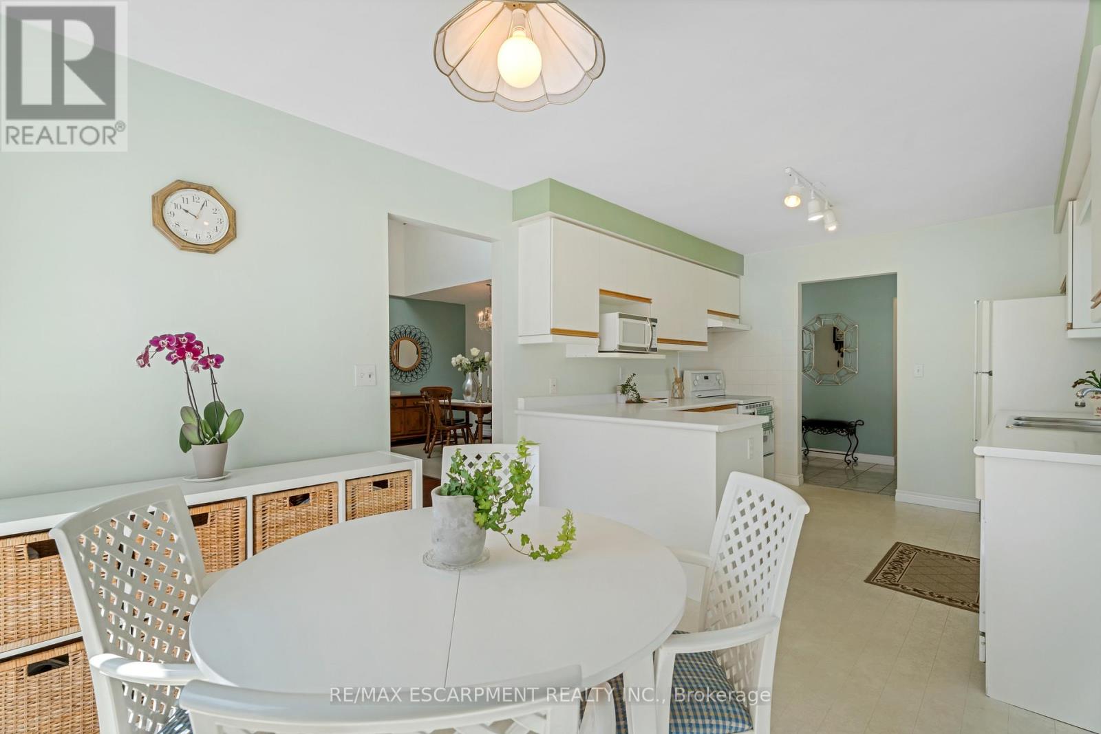 32 - 810 Golf Links Road, Hamilton (Ancaster), Ontario  L9K 1J7 - Photo 15 - X12162890