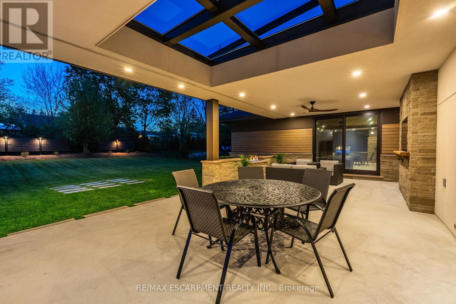 114 Overdale Avenue, Hamilton (Waterdown), Ontario  L9H 7G3 - Photo 44 - X12162955