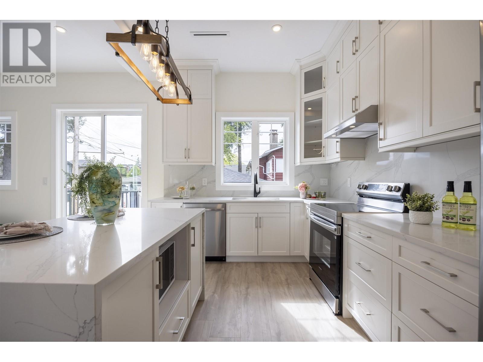 3321 Oxford Street, Port Coquitlam, British Columbia  V3B 4C9 - Photo 16 - R3004564