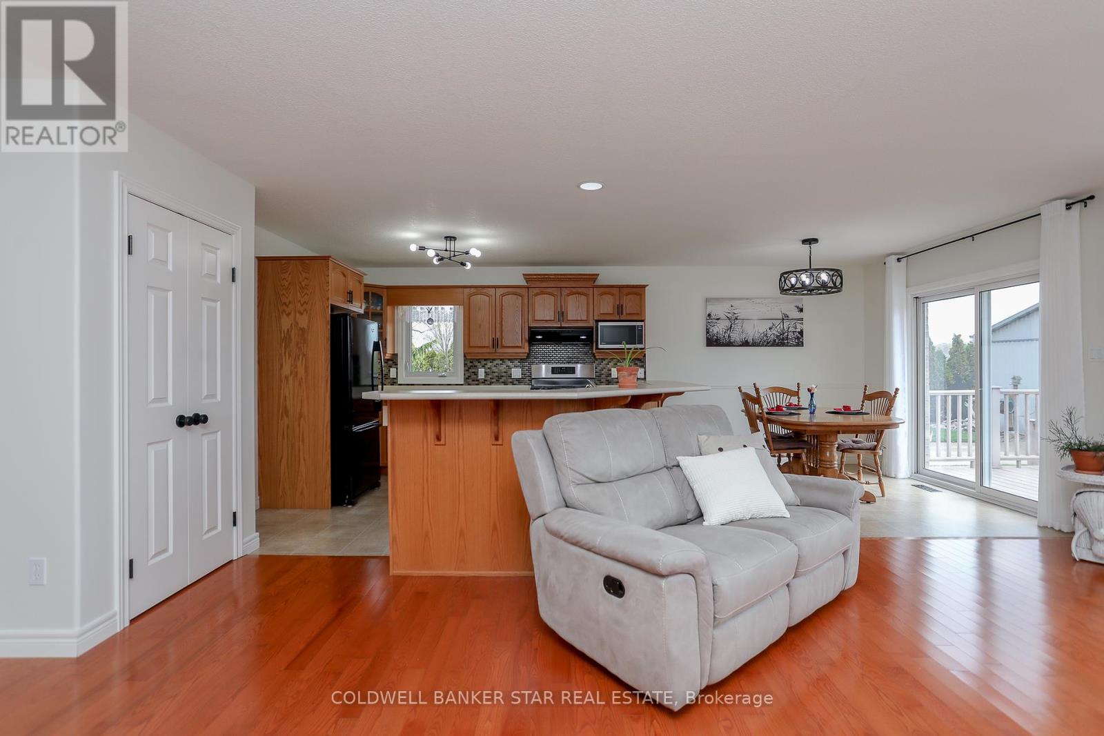 5176 Imperial Road, Malahide, Ontario  N5H 2R2 - Photo 12 - X12127128