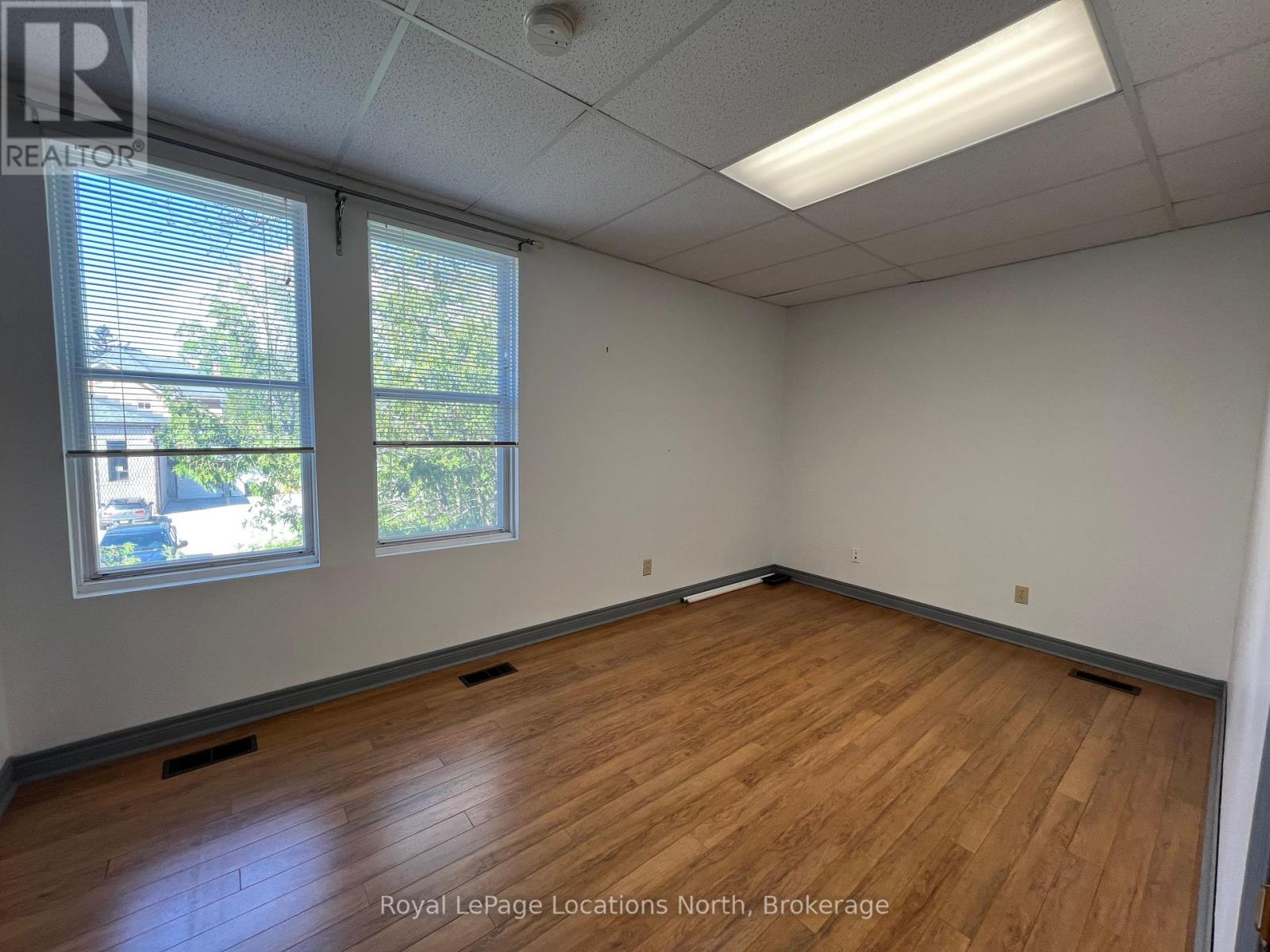 202 - 150 Saint Paul Street, Collingwood, Ontario  L9Y 3P2 - Photo 7 - S12163022