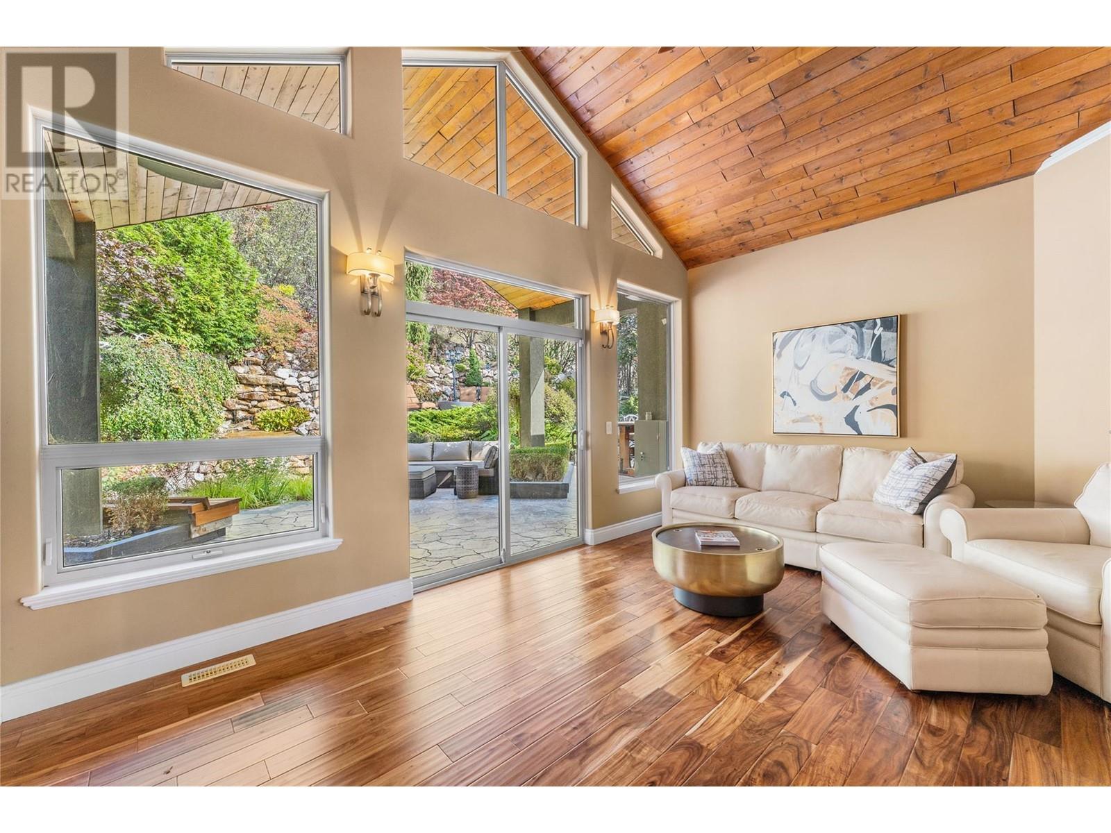 1778 Vineyard Drive, Kelowna, British Columbia  V4T 2W7 - Photo 24 - 10348499