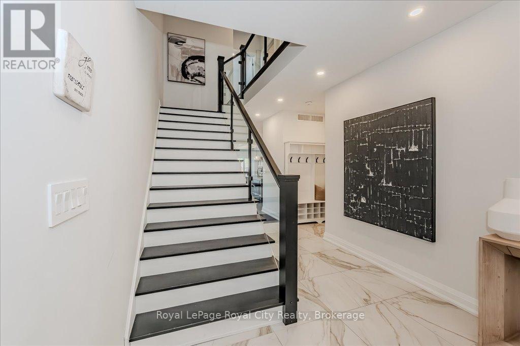 10 Mussen Street, Guelph, Ontario  N1E 0K3 - Photo 20 - X12163020