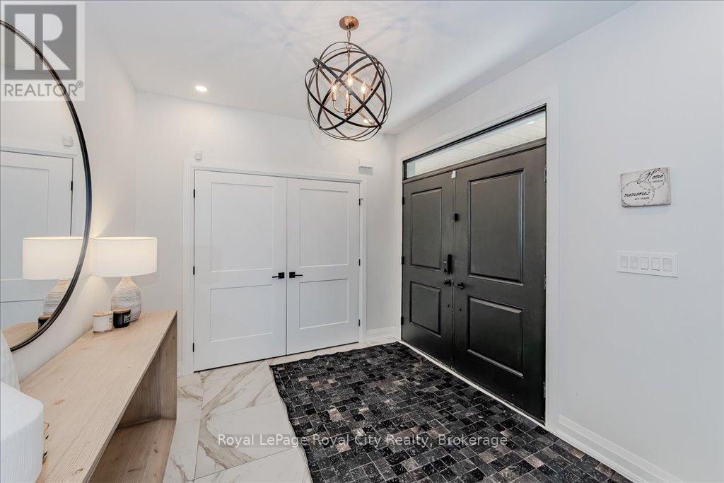 10 Mussen Street, Guelph, Ontario  N1E 0K3 - Photo 5 - X12163020