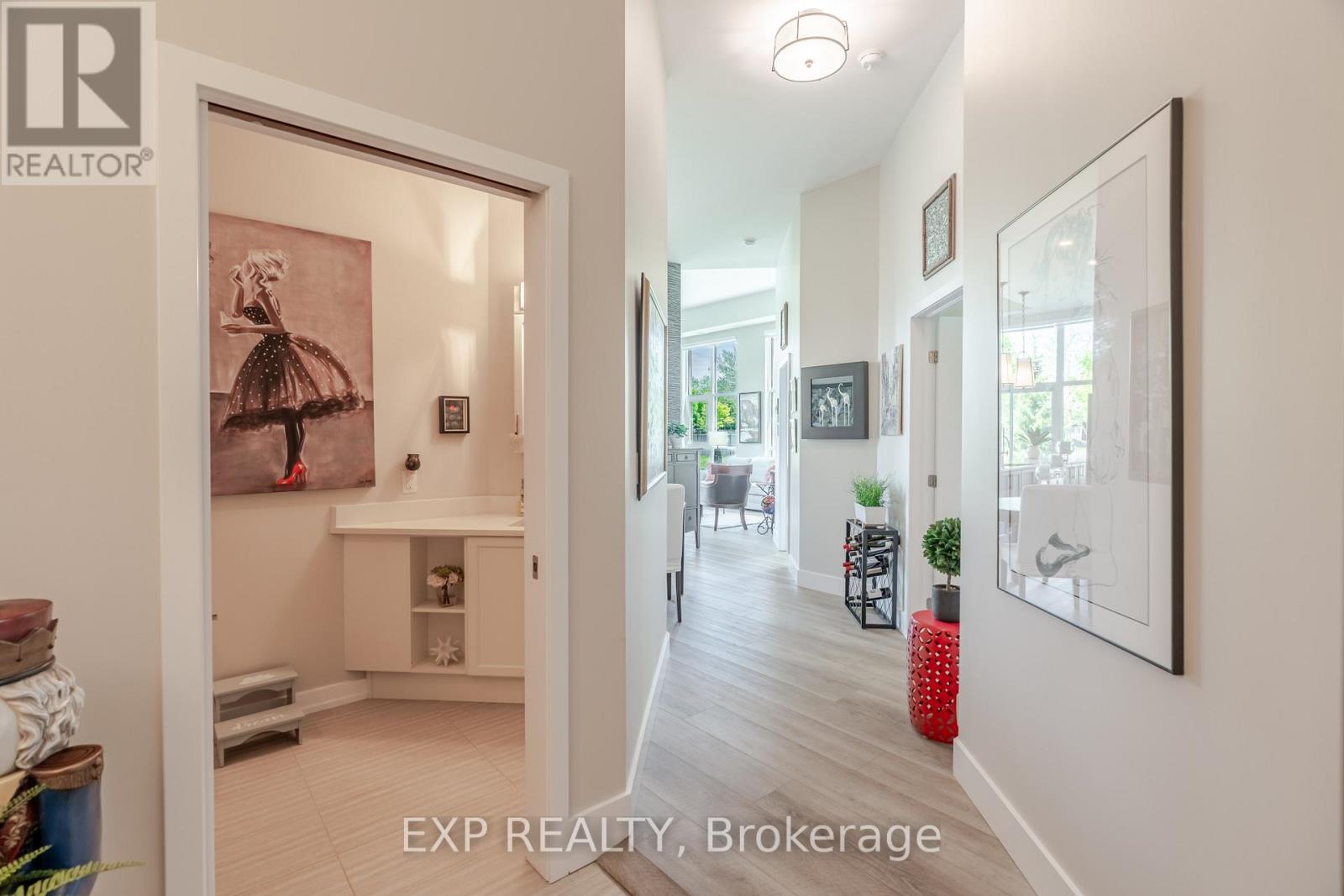 101 - 330 Titan Private, Ottawa, Ontario  K2G 1G3 - Photo 10 - X12163077
