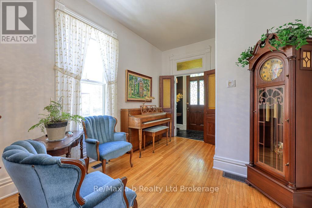 399 Drew Street, Woodstock, Ontario  N4S 4V3 - Photo 5 - X12018841