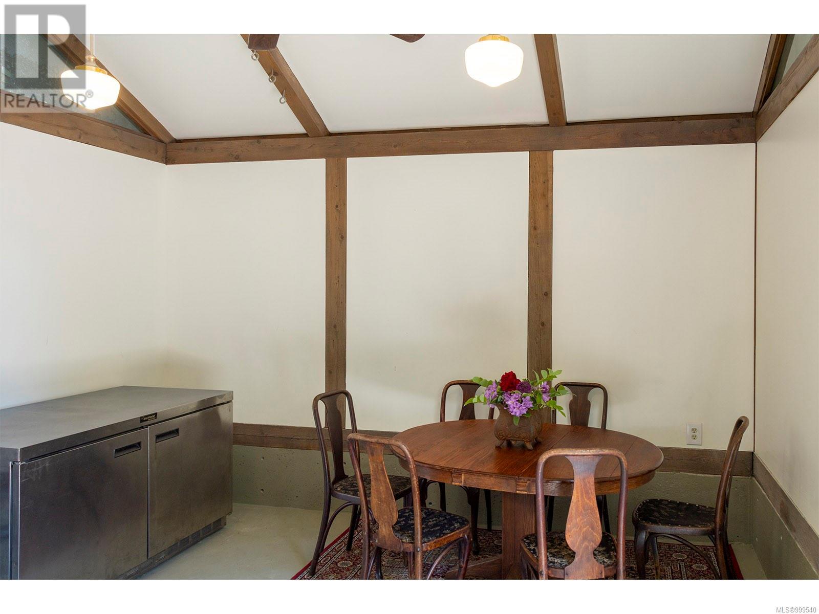 332 Catherine St, Victoria, British Columbia  V9A 3S8 - Photo 36 - 999540