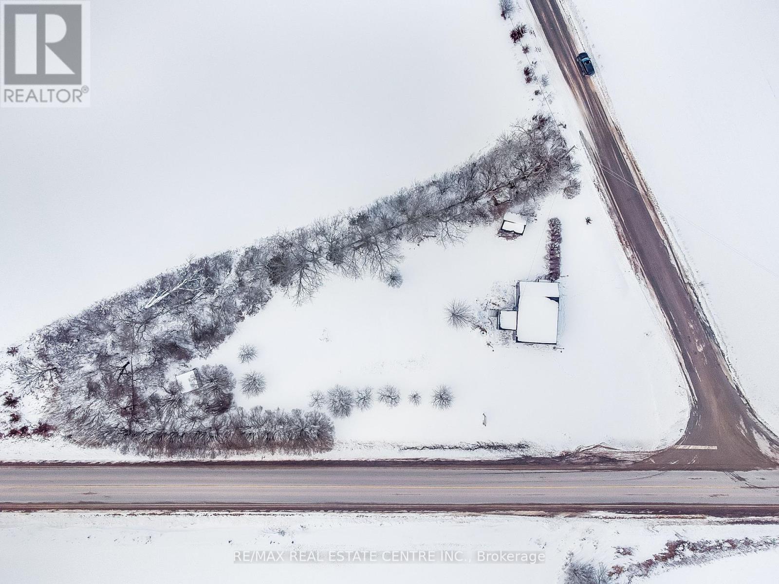 11 Melville Road, Prince Edward County, Ontario  K0K 1T0 - Photo 5 - X12162840