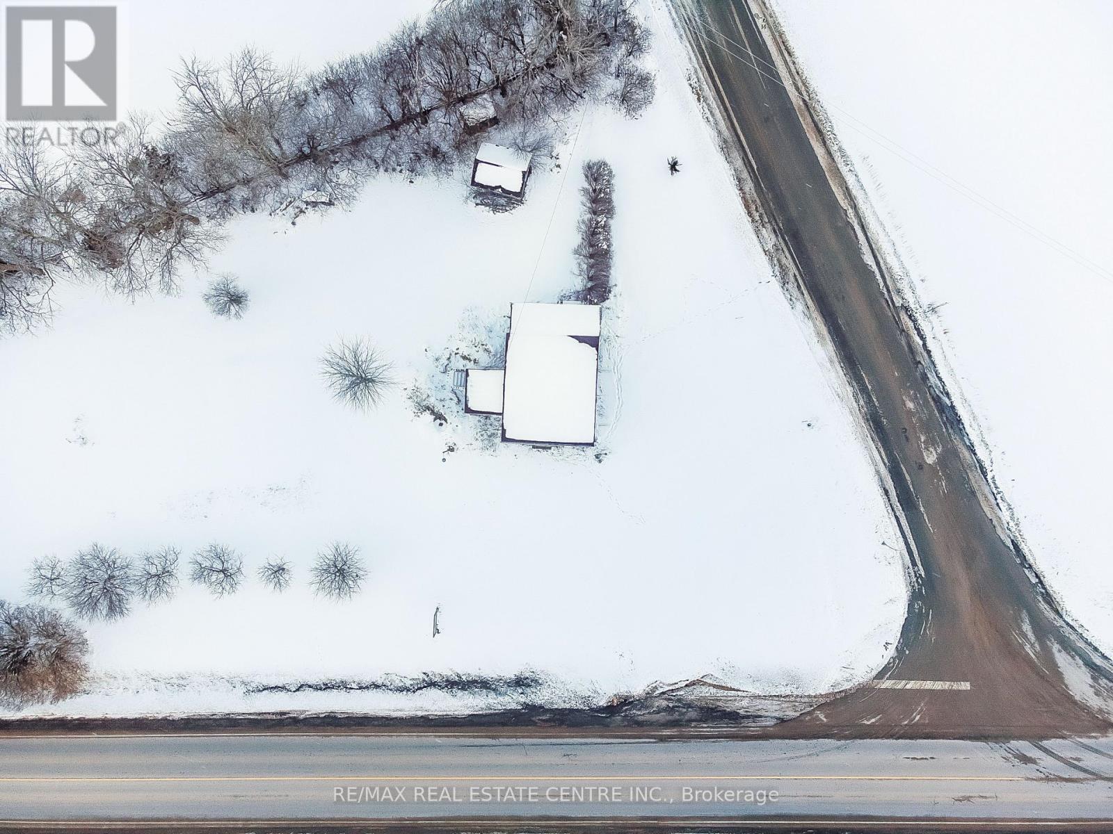 11 Melville Road, Prince Edward County, Ontario  K0K 1T0 - Photo 10 - X12162840