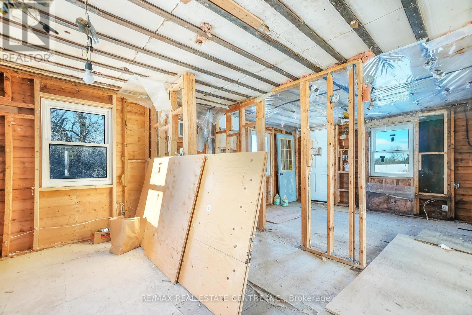 11 Melville Road, Prince Edward County, Ontario  K0K 1T0 - Photo 18 - X12162840
