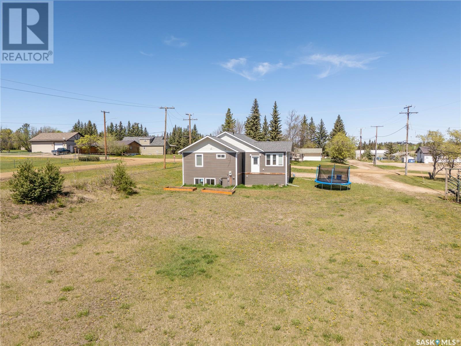 190 1st Street W, Pierceland, Saskatchewan  S0M 2K0 - Photo 34 - SK998641