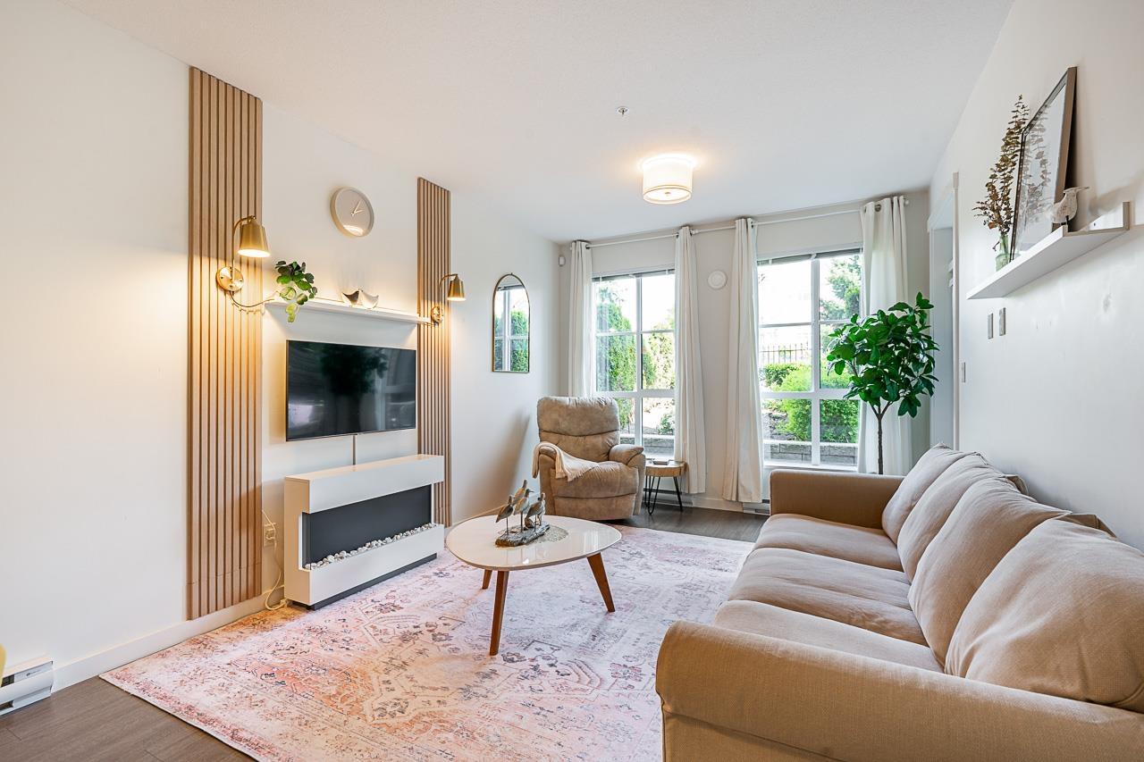 122 15138 34 Avenue, Surrey, British Columbia  V3S 0L3 - Photo 1 - R3005344