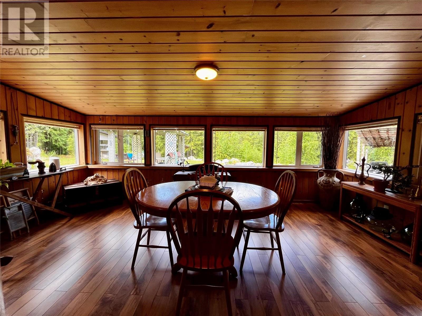 7705 Omen Road, Fauquier, BC V0G1K0