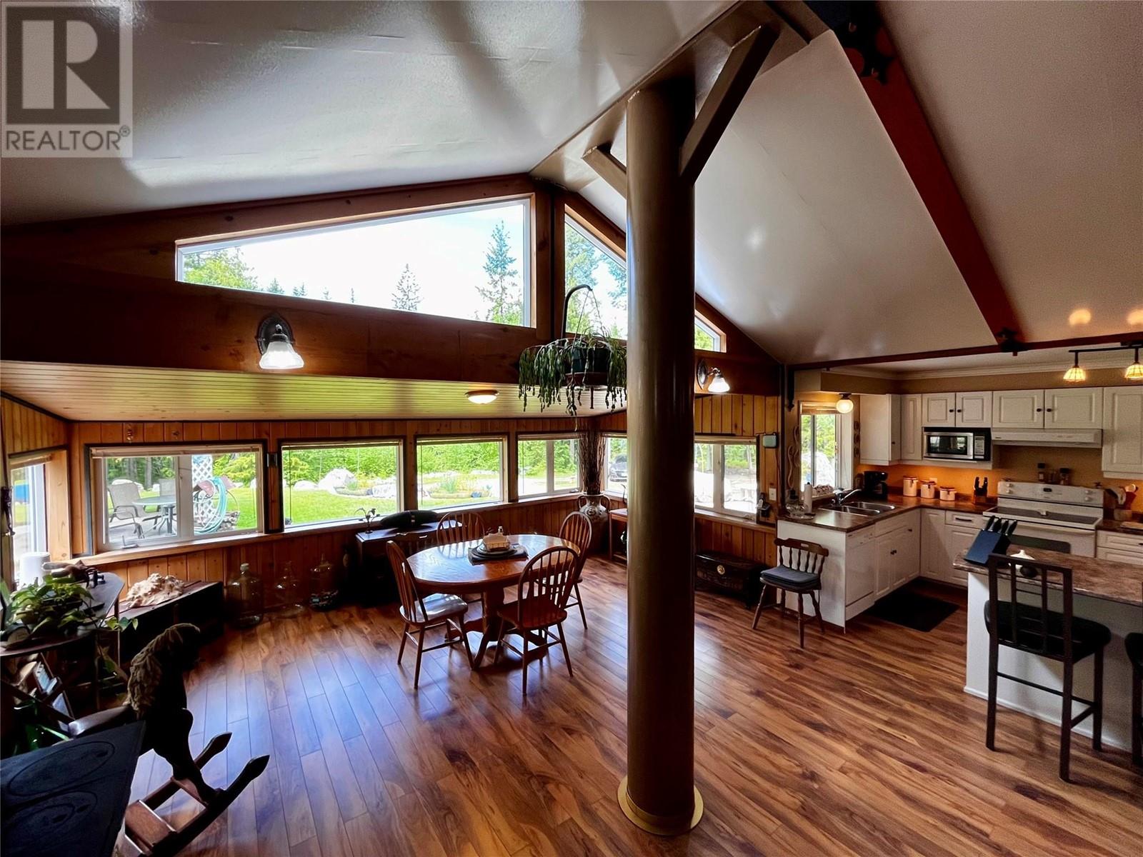 7705 Omen Road, Fauquier, British Columbia  V0G 1K0 - Photo 59 - 10348046