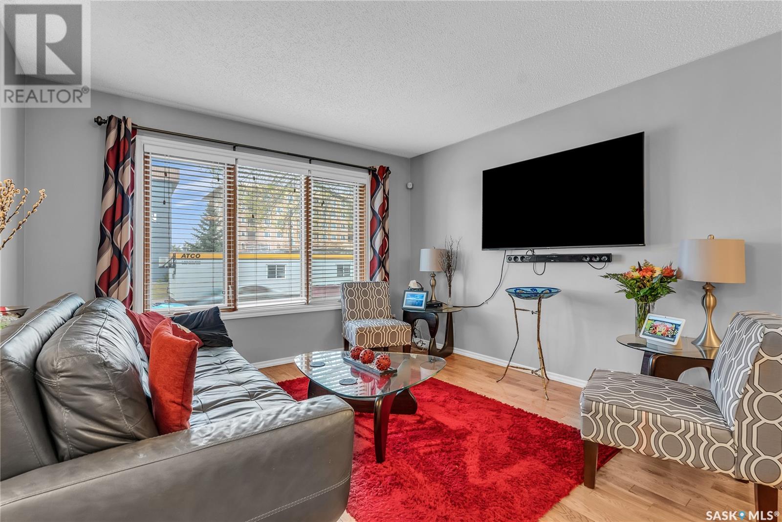 Property at 607 Webster STREET image 5