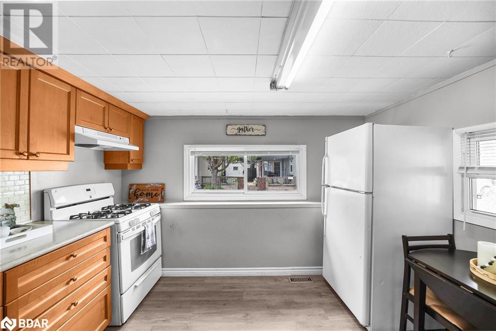 16 Second Street, Angus, Ontario  L3W 0L4 - Photo 11 - 40728285