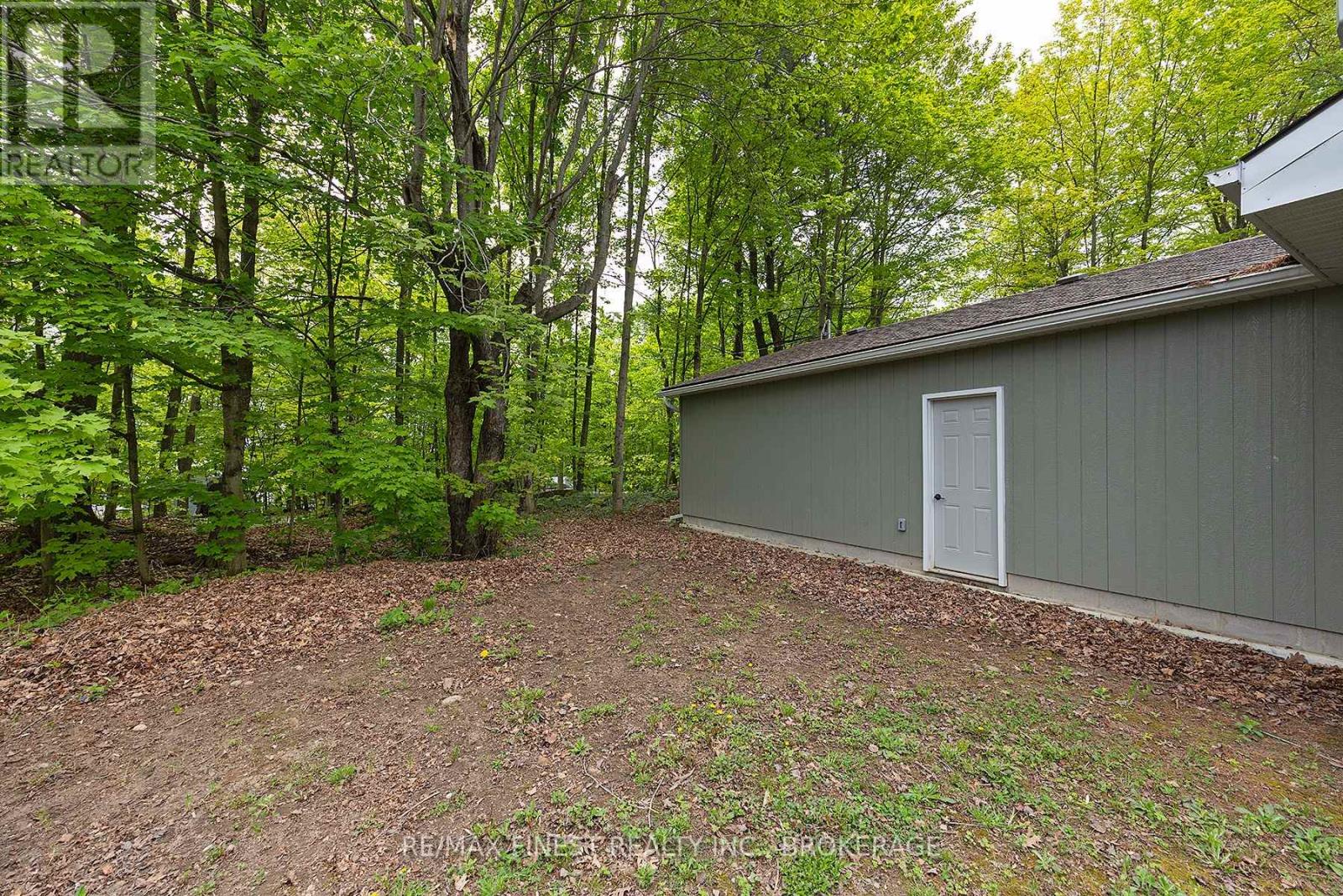 4677 Lakewood Lane, Frontenac, Ontario  K0H 1H0 - Photo 31 - X12163204