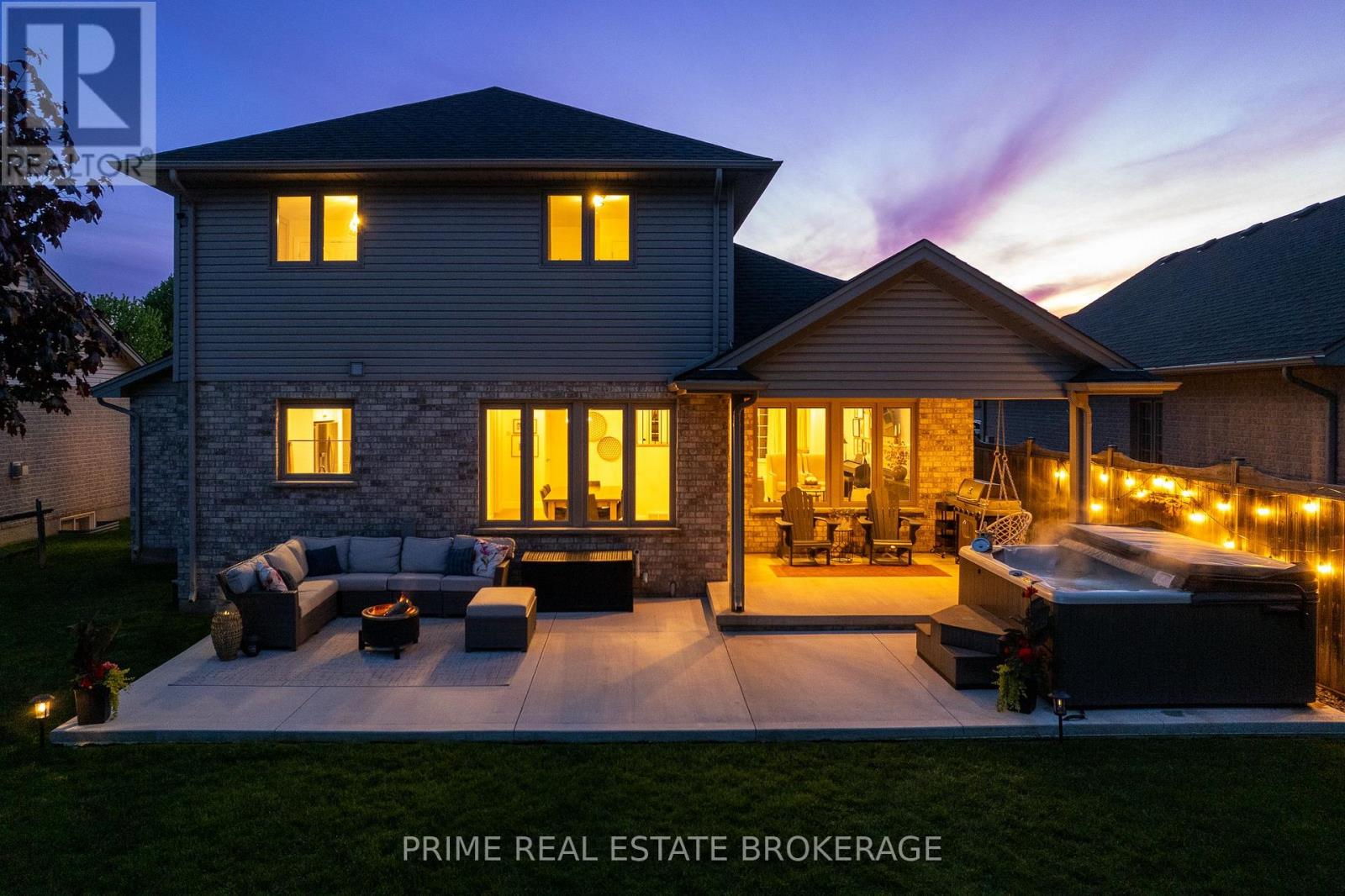 483 Petersen Avenue, Strathroy-Caradoc, Ontario  N7G 4L5 - Photo 3 - X12163187