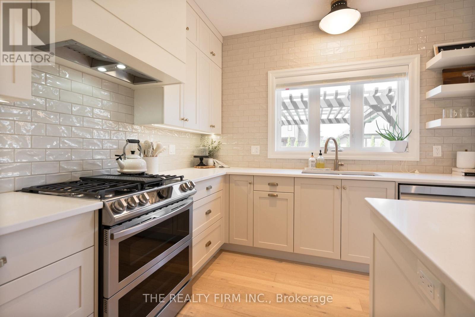 6520 Crown Grant Road, London South (South V), Ontario  N6P 0A8 - Photo 10 - X12163207