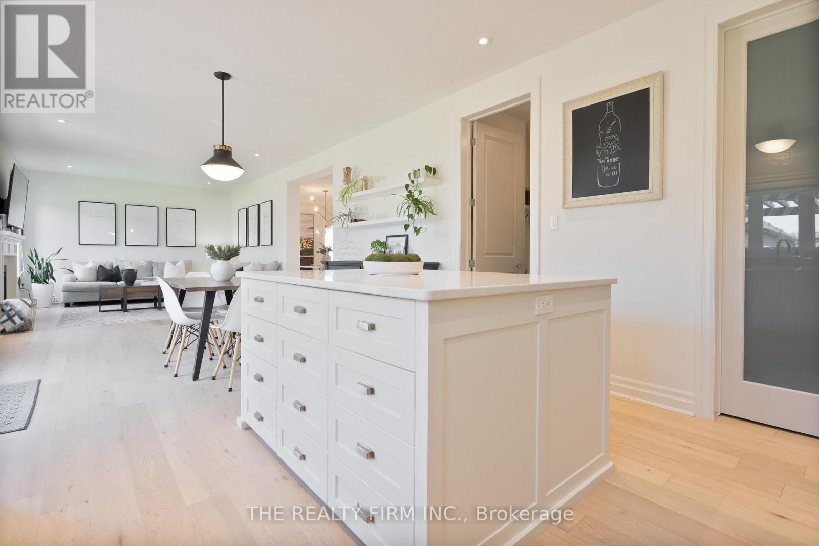 6520 Crown Grant Road, London South (South V), Ontario  N6P 0A8 - Photo 11 - X12163207