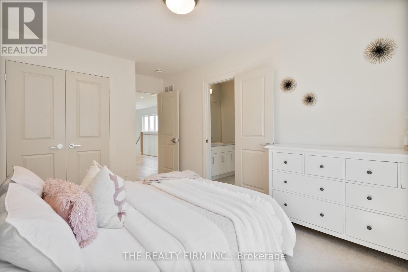 6520 Crown Grant Road, London South (South V), Ontario  N6P 0A8 - Photo 23 - X12163207