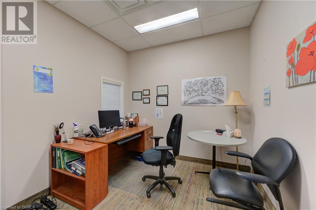 16-24 Darling Street, Brantford, Ontario  N3T 2K2 - Photo 22 - 40722627