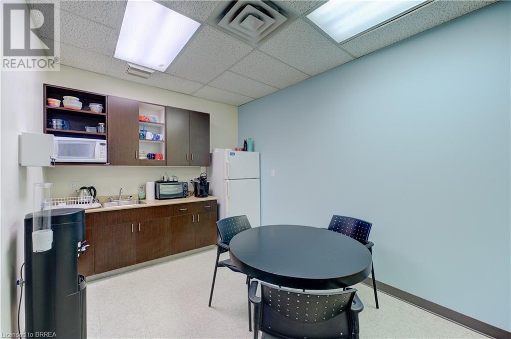 16-24 Darling Street, Brantford, Ontario  N3T 2K2 - Photo 31 - 40722627