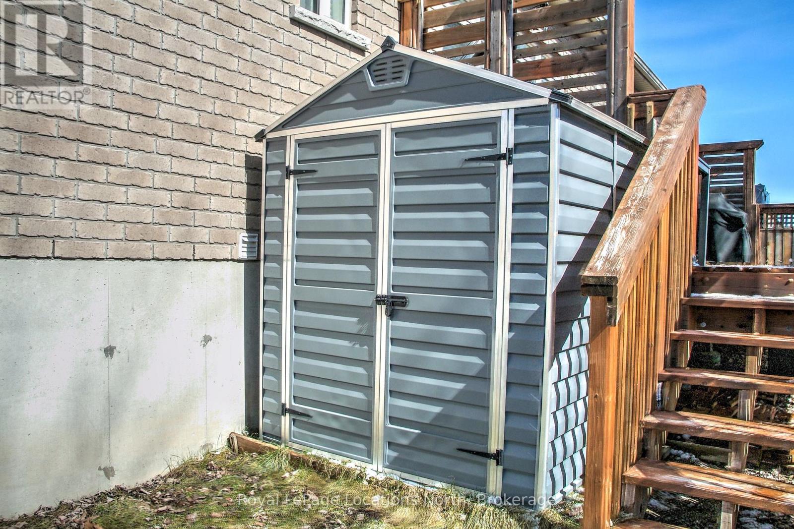 15 Patchell Court, Springwater, Ontario L0M 1P0 - Photo 43 - S12043916