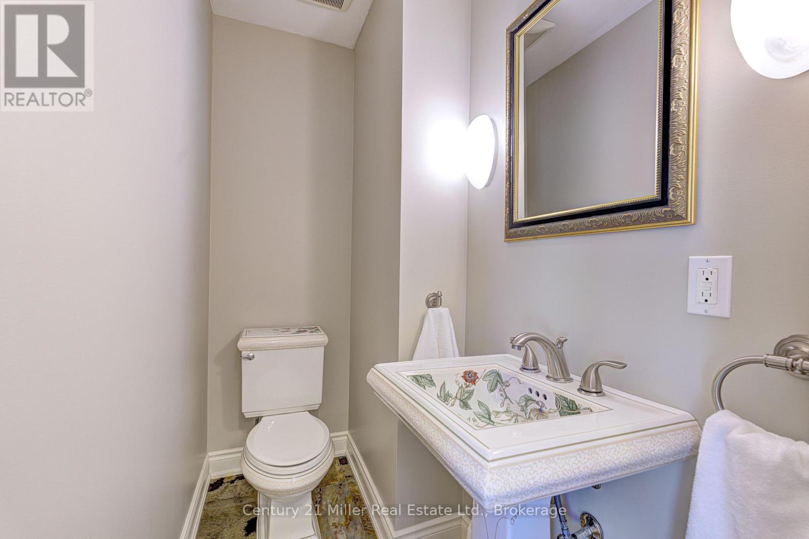 456 Townsend Avenue, Burlington, Ontario  L7T 2A8 - Photo 20 - W12163131