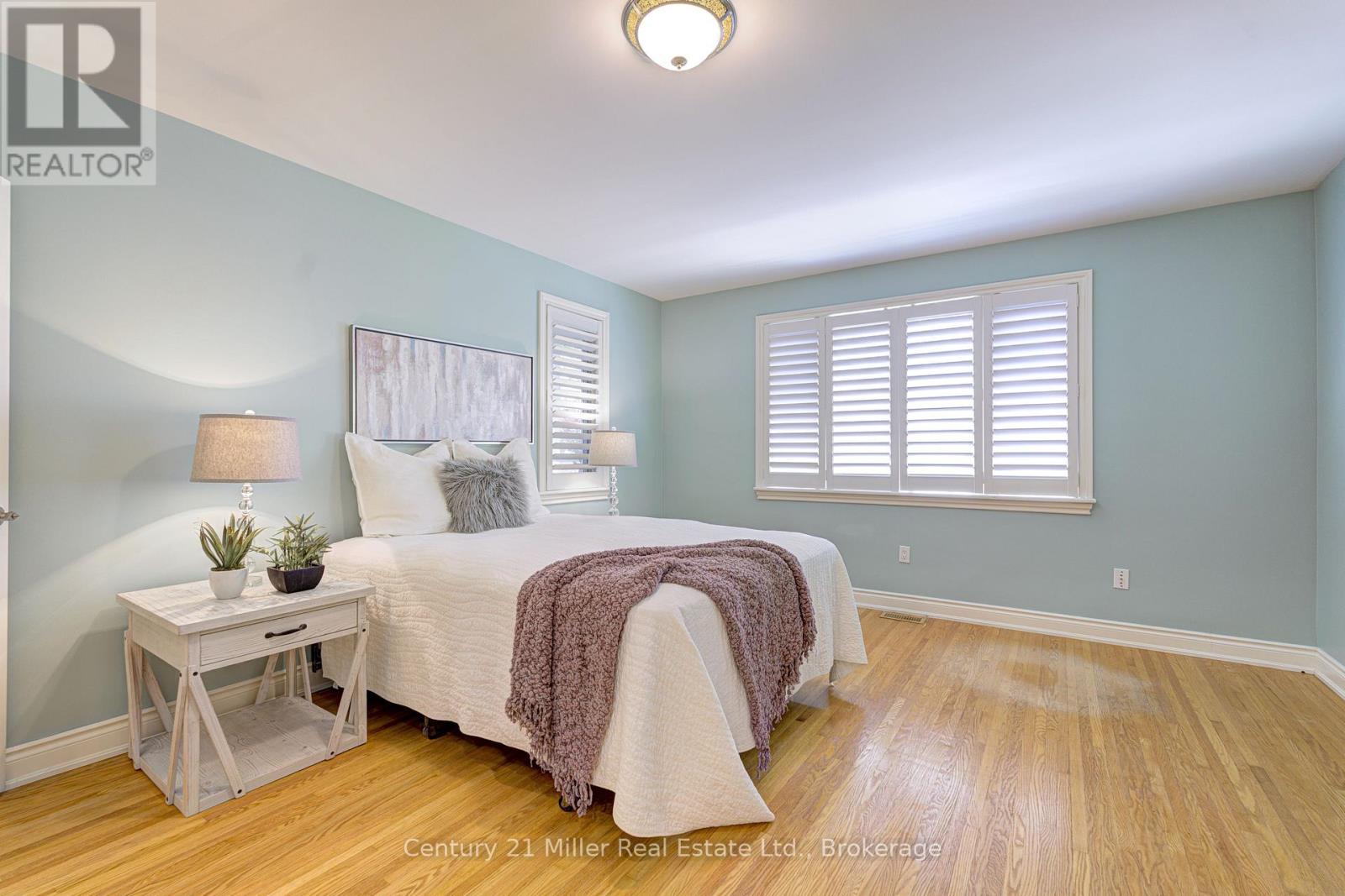 456 Townsend Avenue, Burlington, Ontario  L7T 2A8 - Photo 26 - W12163131
