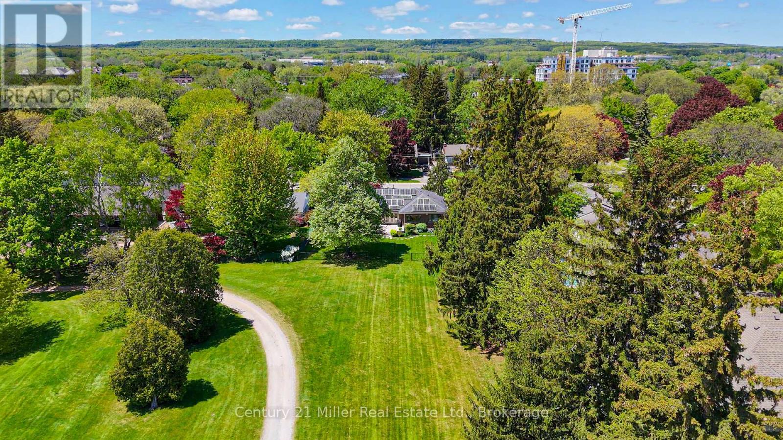 456 Townsend Avenue, Burlington, Ontario  L7T 2A8 - Photo 46 - W12163131