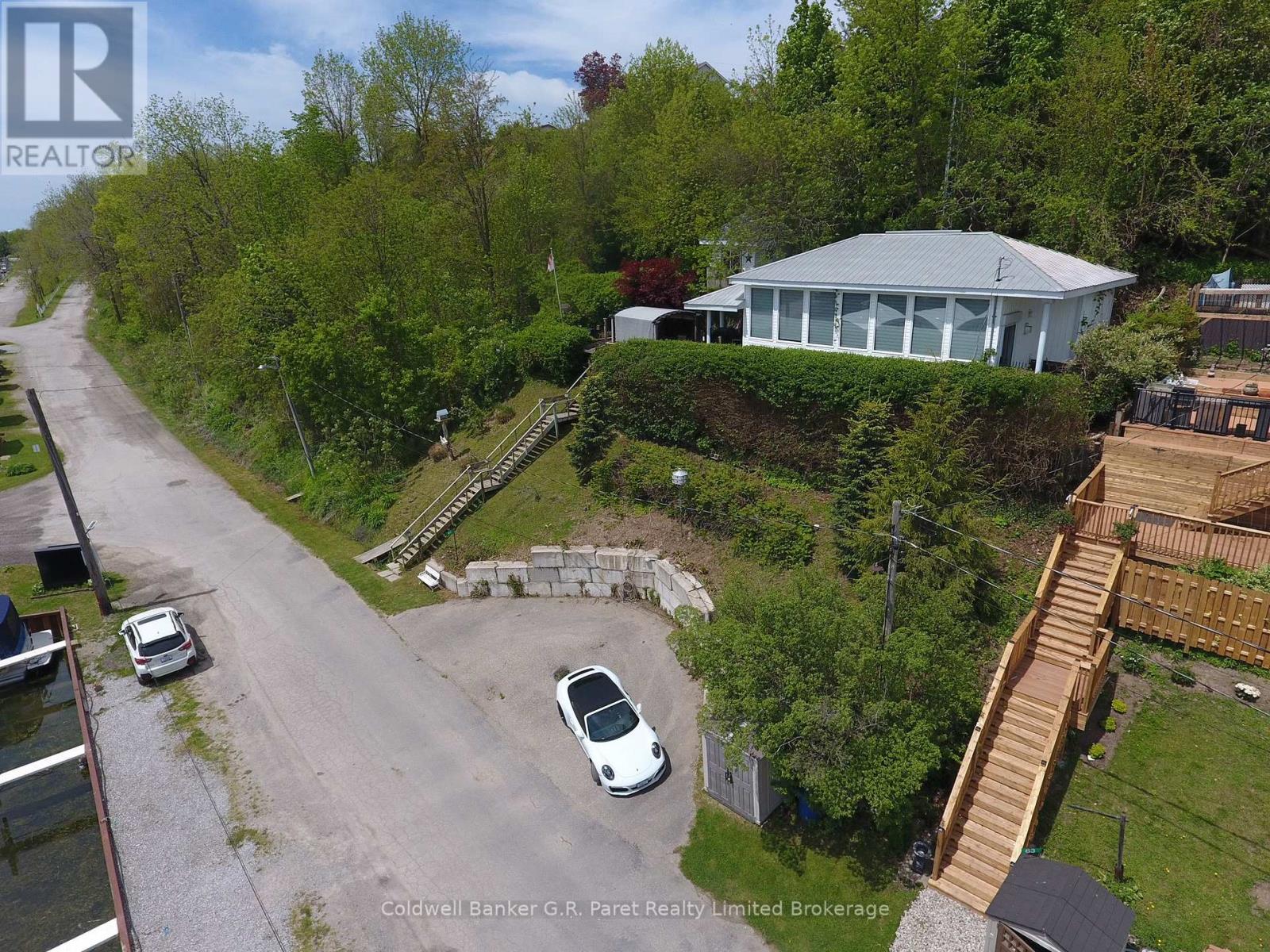61 Bluewater Avenue, Norfolk, Ontario  N0E 1P0 - Photo 25 - X12163159