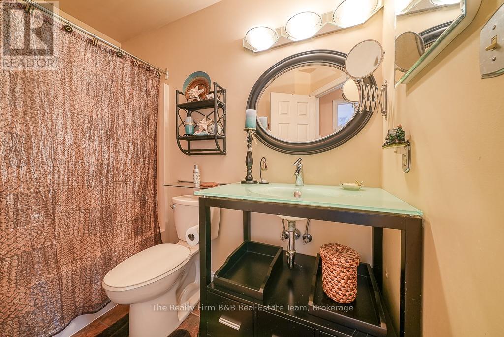 659 Springbank Avenue N, Woodstock, Ontario  N4T 1E3 - Photo 25 - X12163190