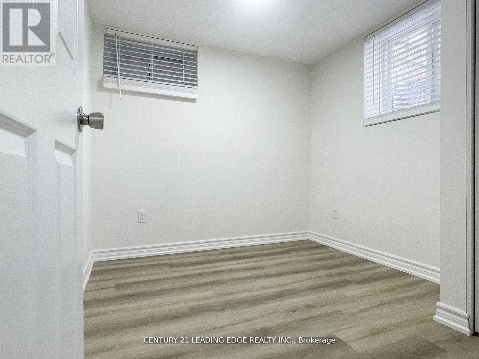 B - 117 Riverside Drive N, Oshawa, Ontario  L1G 6J6 - Photo 15 - E12163026