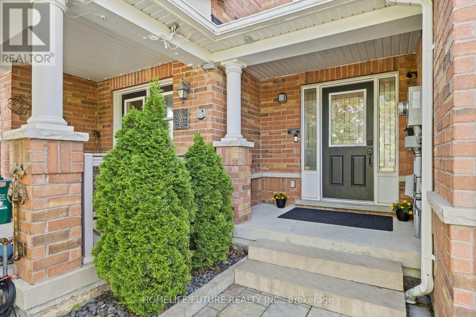 1392 Glaspell Crescent, Oshawa, Ontario  L1K 0M5 - Photo 4 - E12163066