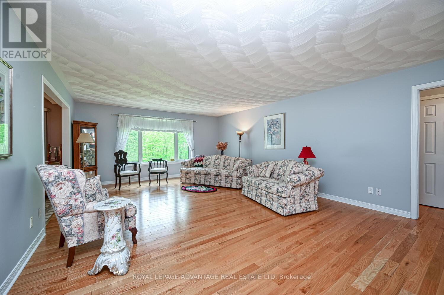 3 South Point Drive, Rideau Lakes, Ontario  K7A 4S5 - Photo 4 - X12163225