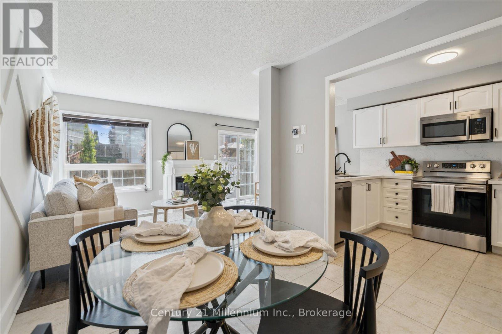 25 Hammill Heights, East Gwillimbury, Ontario  L0G 1M0 - Photo 17 - N12163128
