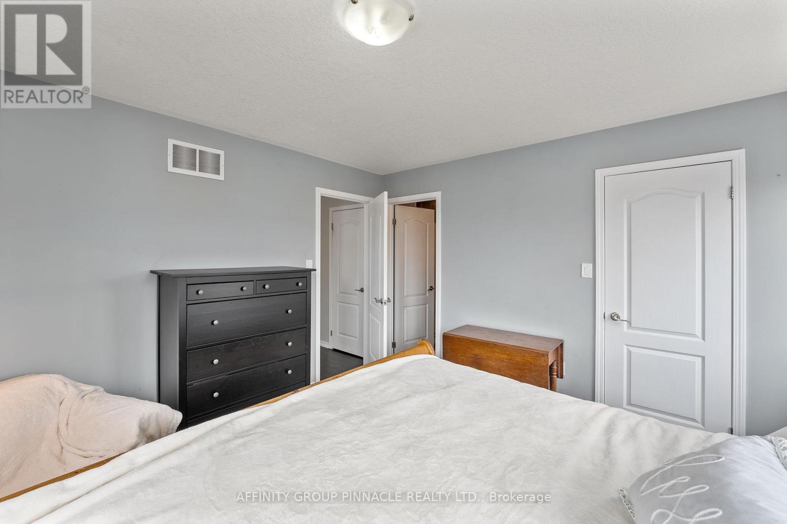 32 - 75 Prince William Way, Barrie, Ontario  L4M 7P5 - Photo 18 - S12163275