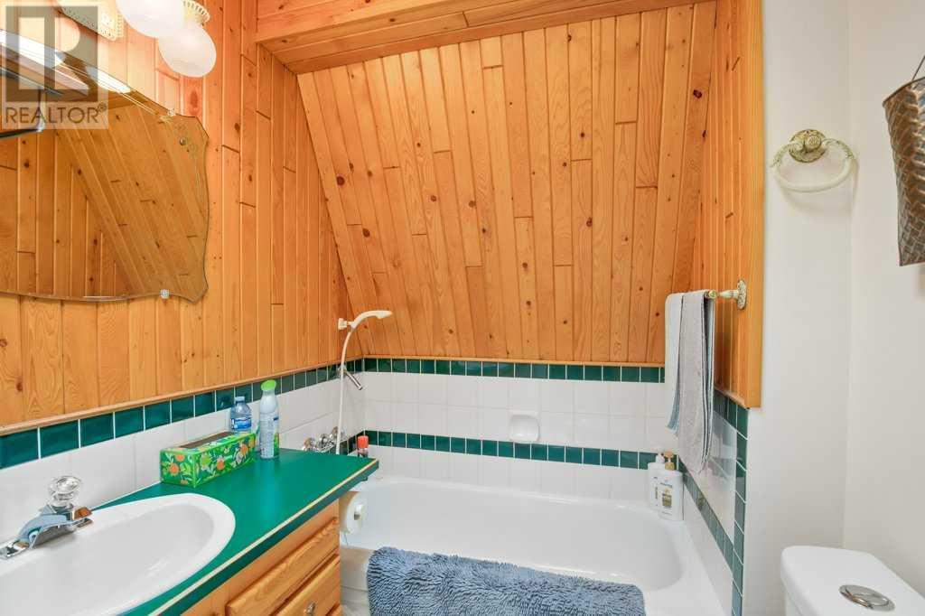 645 Fox Crescent, Sunbreaker Cove, Alberta  T4S 1R6 - Photo 43 - A2216264