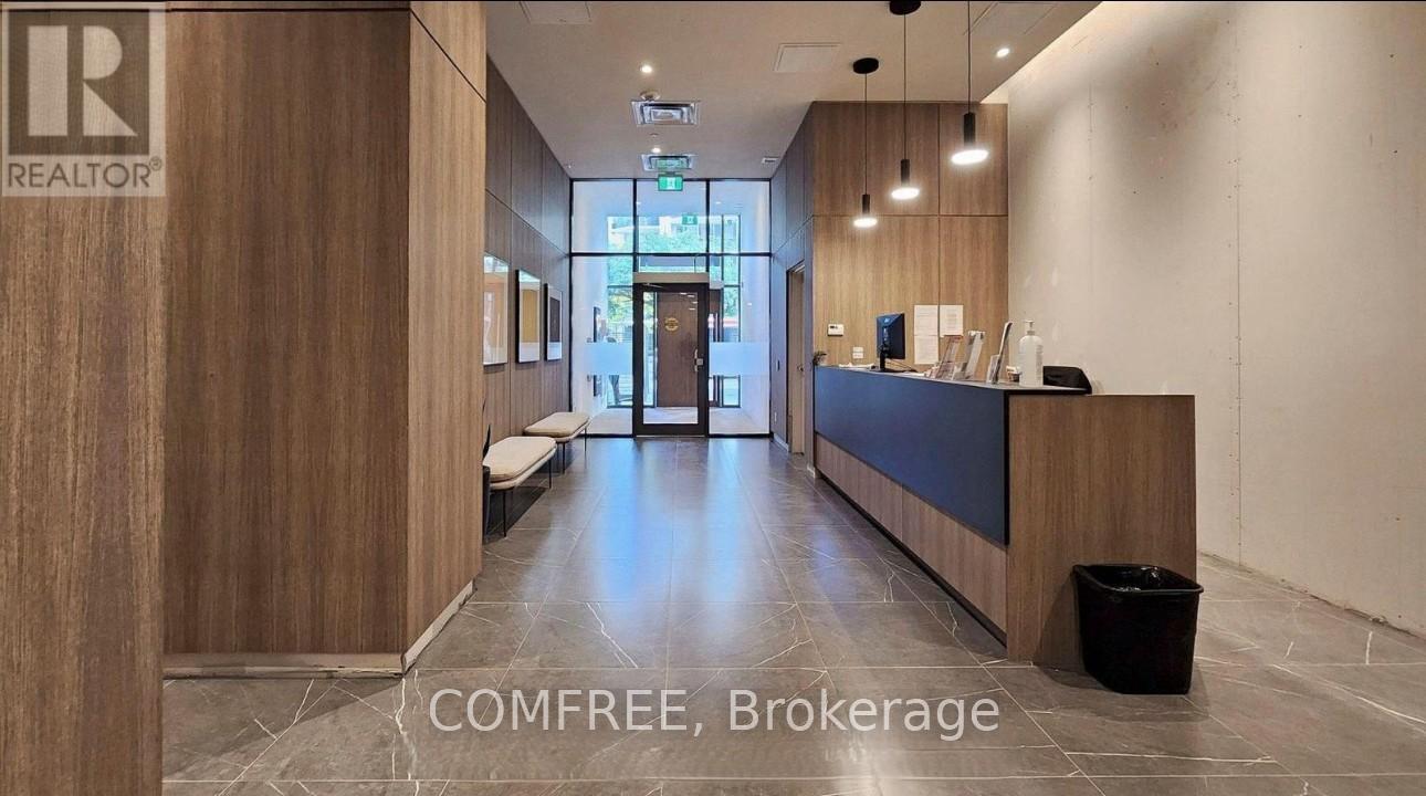 2305 - 81 Wellesley Street E, Toronto, Ontario  M4Y 0C5 - Photo 2 - C12163160