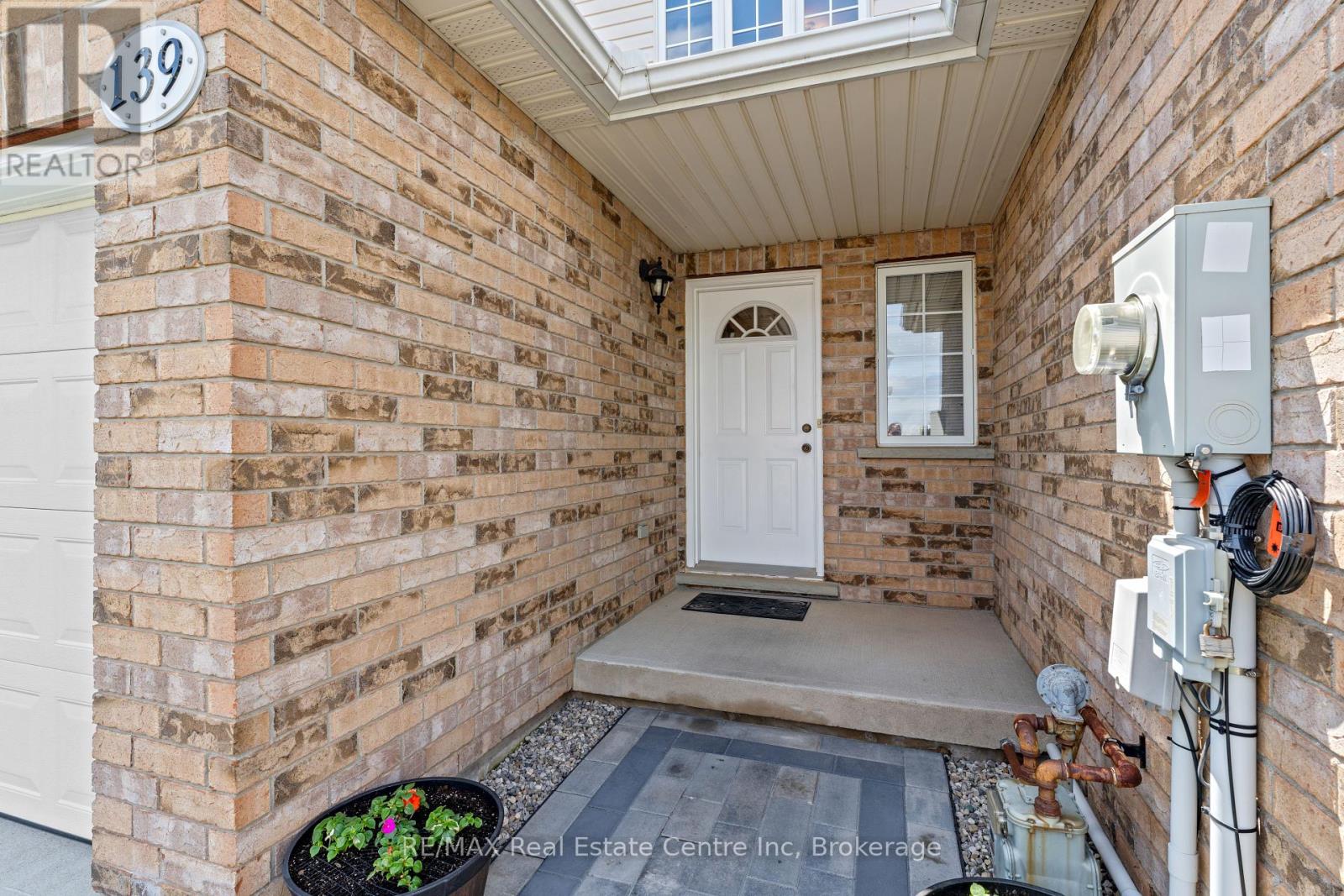 139 Gosling Gardens, Guelph, Ontario  N1G 5E6 - Photo 11 - X12163220