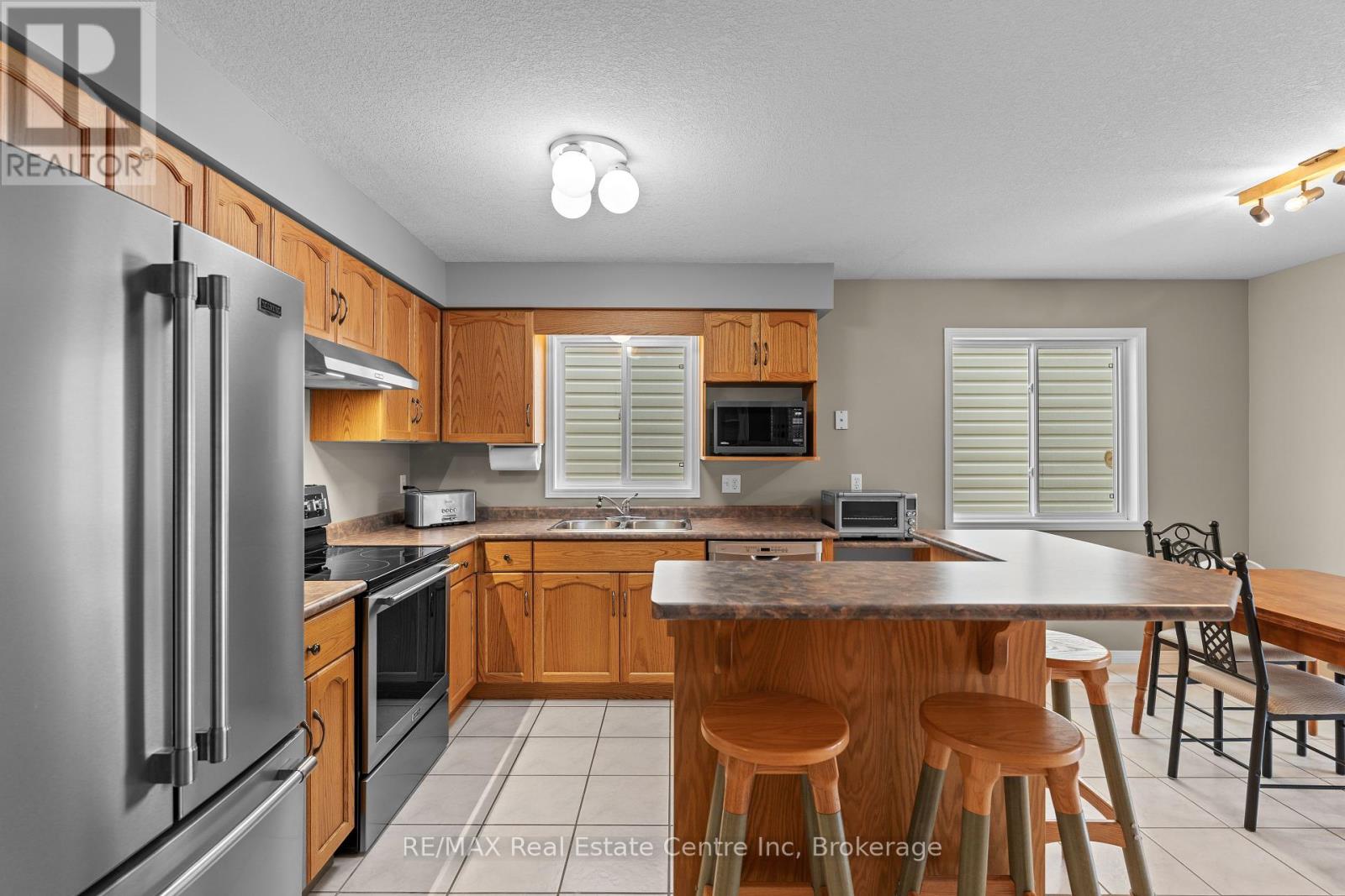 139 Gosling Gardens, Guelph, Ontario  N1G 5E6 - Photo 14 - X12163220