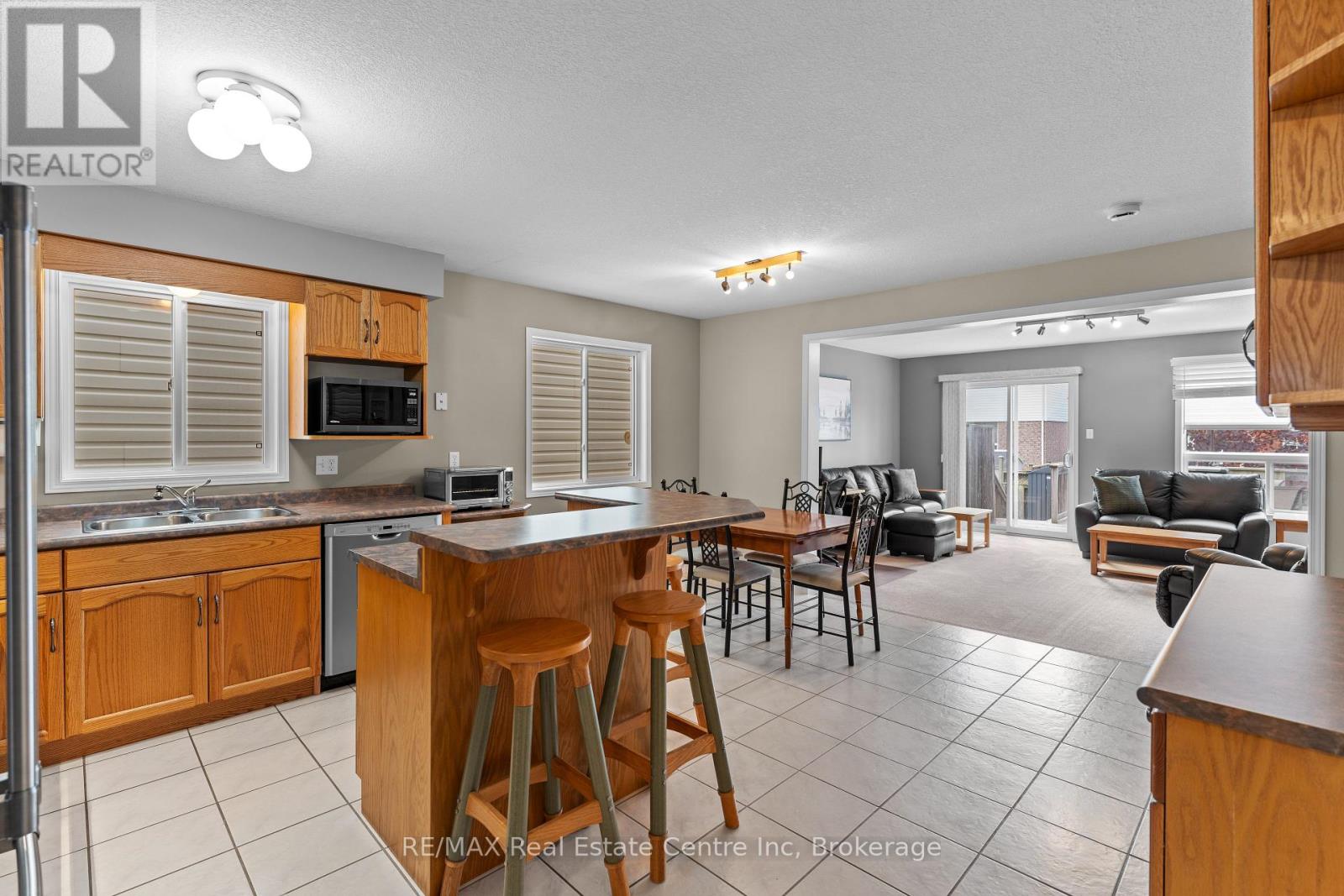 139 Gosling Gardens, Guelph, Ontario  N1G 5E6 - Photo 20 - X12163220