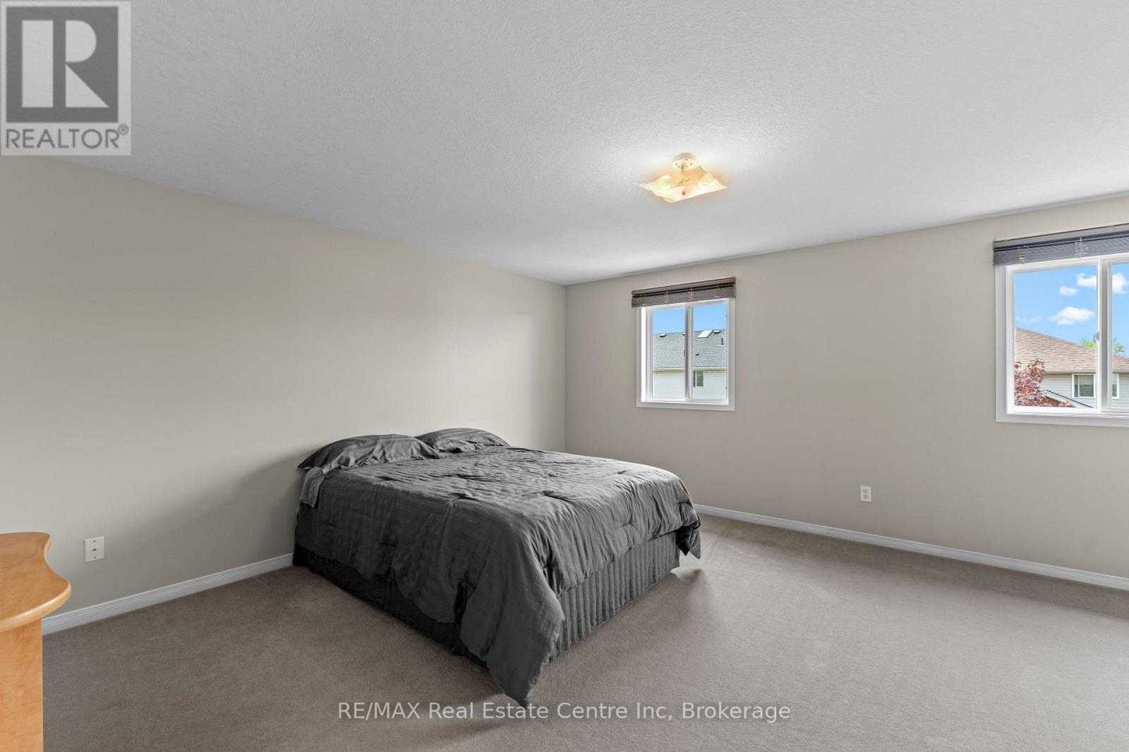 139 Gosling Gardens, Guelph, Ontario  N1G 5E6 - Photo 33 - X12163220