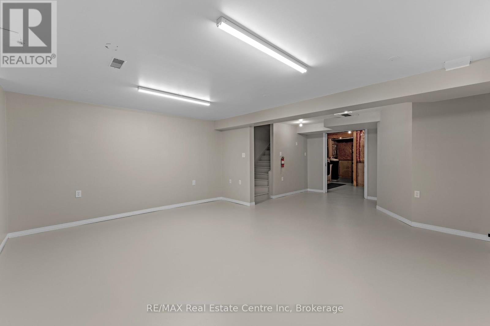 139 Gosling Gardens, Guelph, Ontario  N1G 5E6 - Photo 40 - X12163220