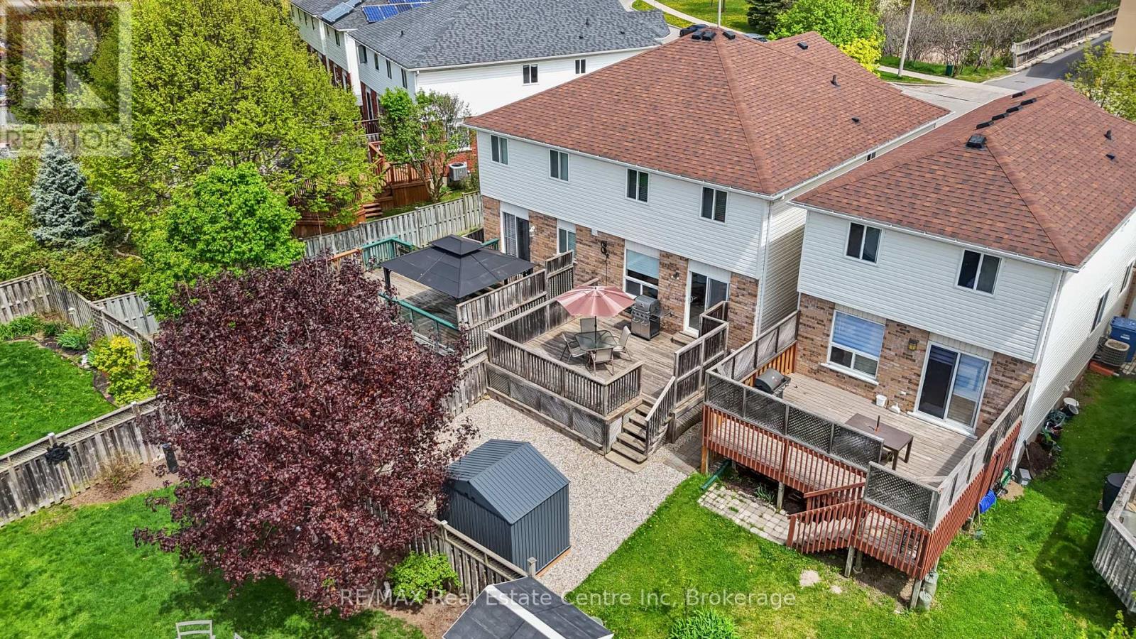 139 Gosling Gardens, Guelph, Ontario  N1G 5E6 - Photo 5 - X12163220