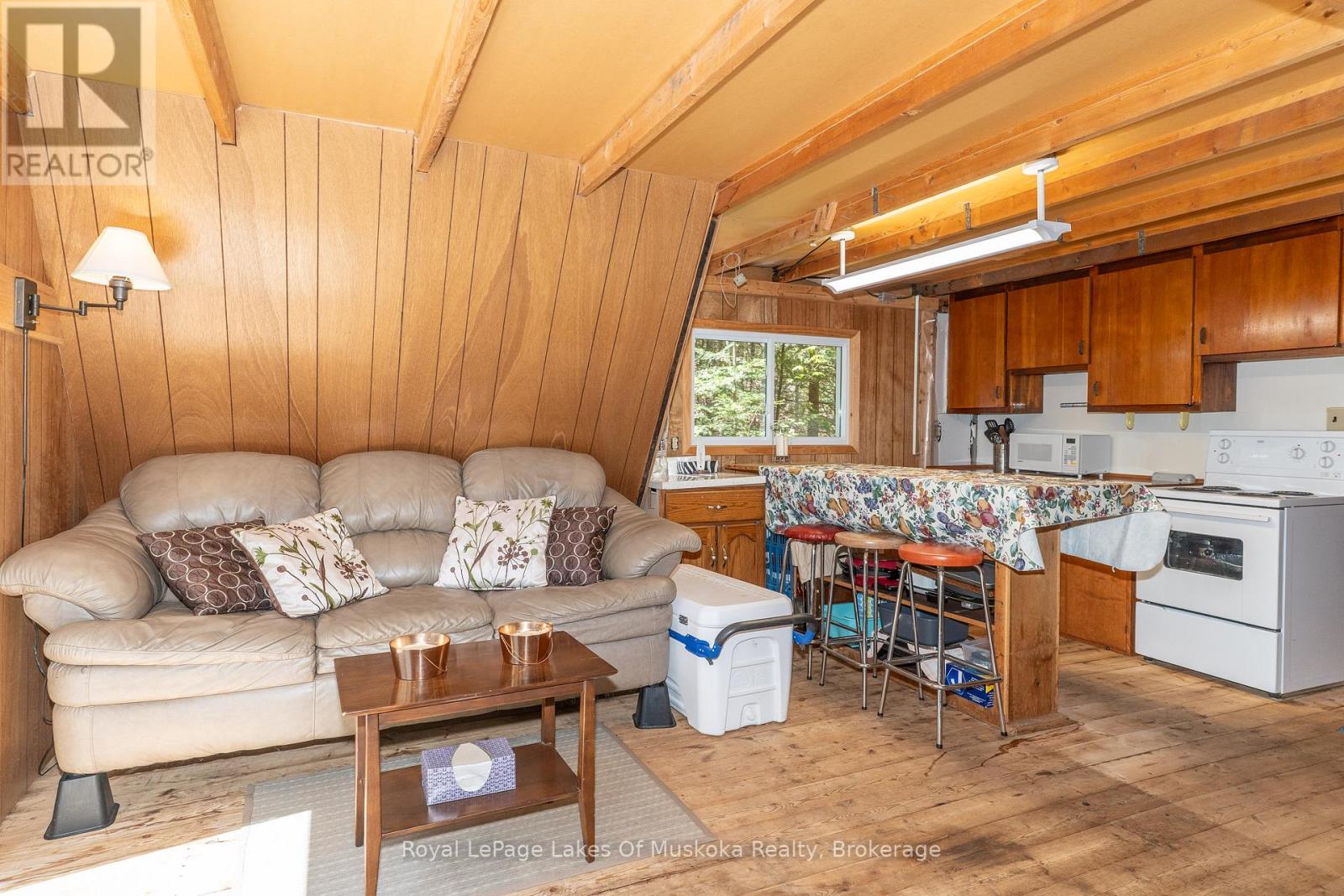 1143 Crane Lake Drive, Algonquin Highlands, Ontario  P0A 1E0 - Photo 2 - X12163224