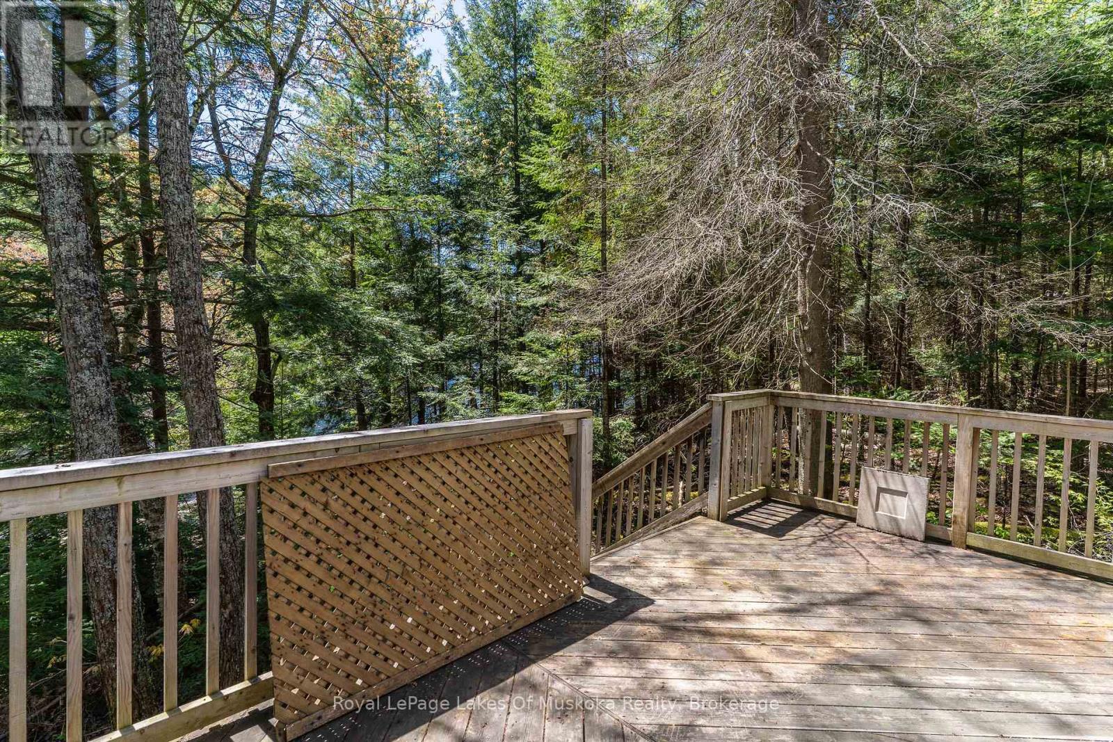 1143 Crane Lake Drive, Algonquin Highlands, Ontario  P0A 1E0 - Photo 24 - X12163224